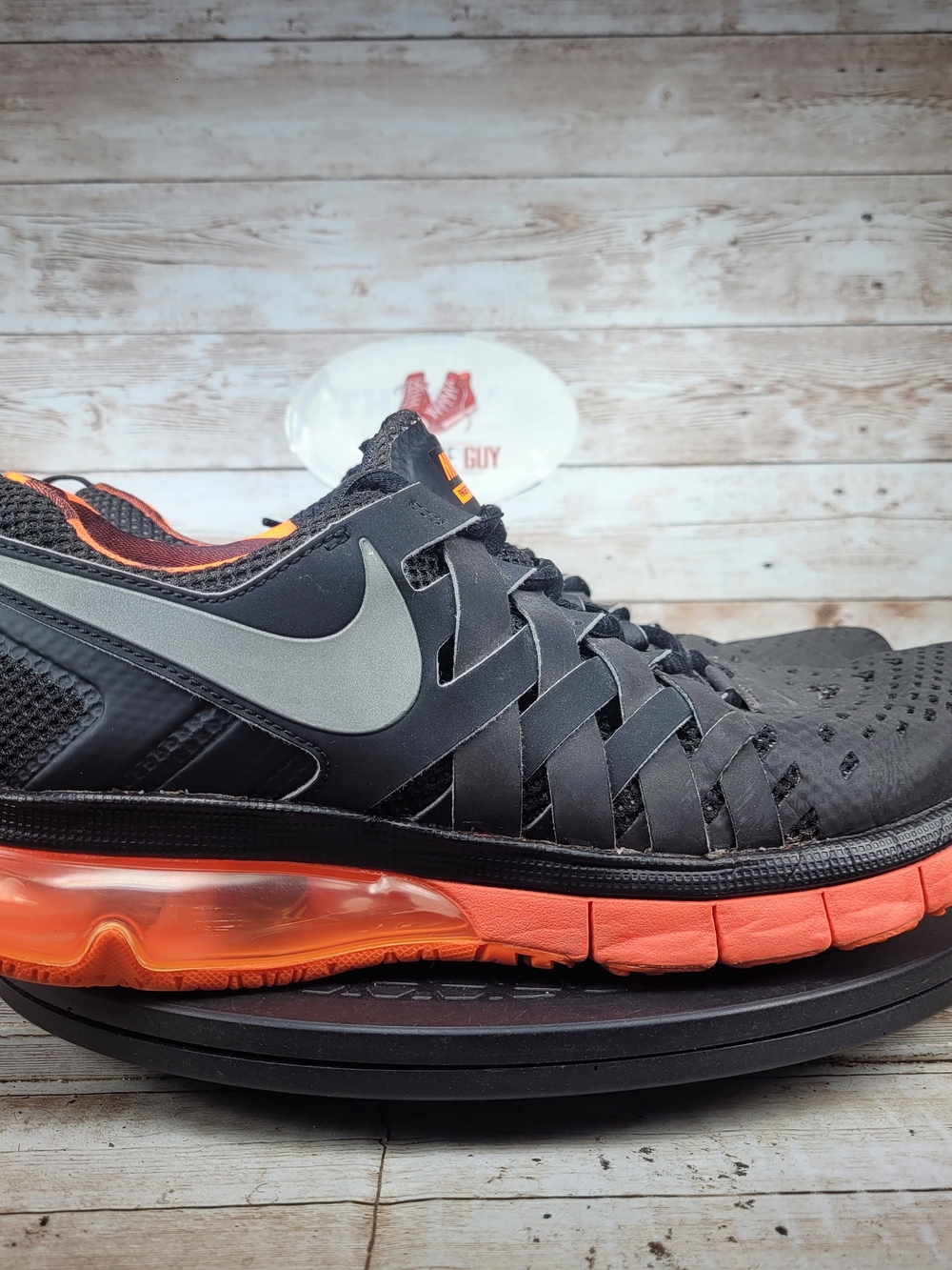 Nike Fingertrap Max NRG Sneakers Men's Size 10.5 Black Athletic Running Shoes